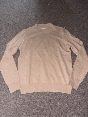 Pearl sweater
